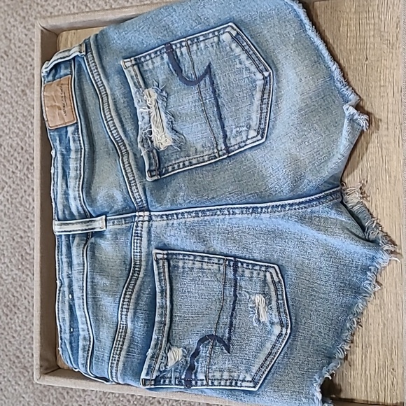 AE Shortie High Rise Shorts Crochet Pockets Size 4 - Picture 3 of 10